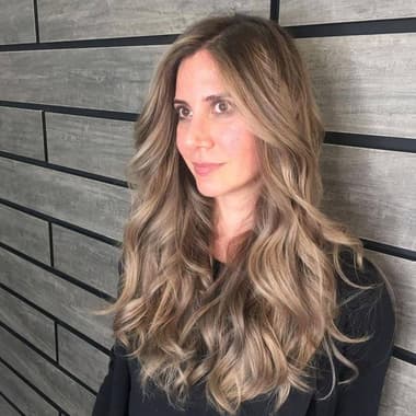 Ares Kuaför ve Güzellik Merkezi