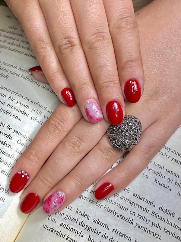 Gülay Koç Güzellik - 8. Fotoğraf Gülay Koç Güzellik - 8. Fotoğraf