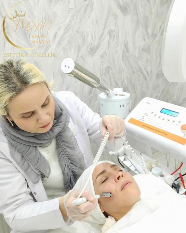 Fidan Kalıcı Makyaj Estetik Güzellik - 1. Fotoğraf Fidan Kalıcı Makyaj Estetik Güzellik - 1. Fotoğraf