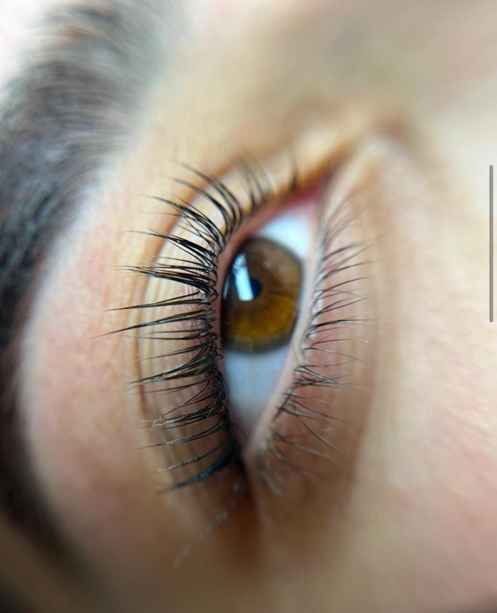 Luxe & Lush - Çayyolu  Cilt Bakımı Salonları - 4. Fotoğraf