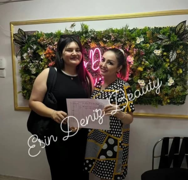 Esin Deniz Beauty - 8. Fotoğraf Esin Deniz Beauty - 8. Fotoğraf